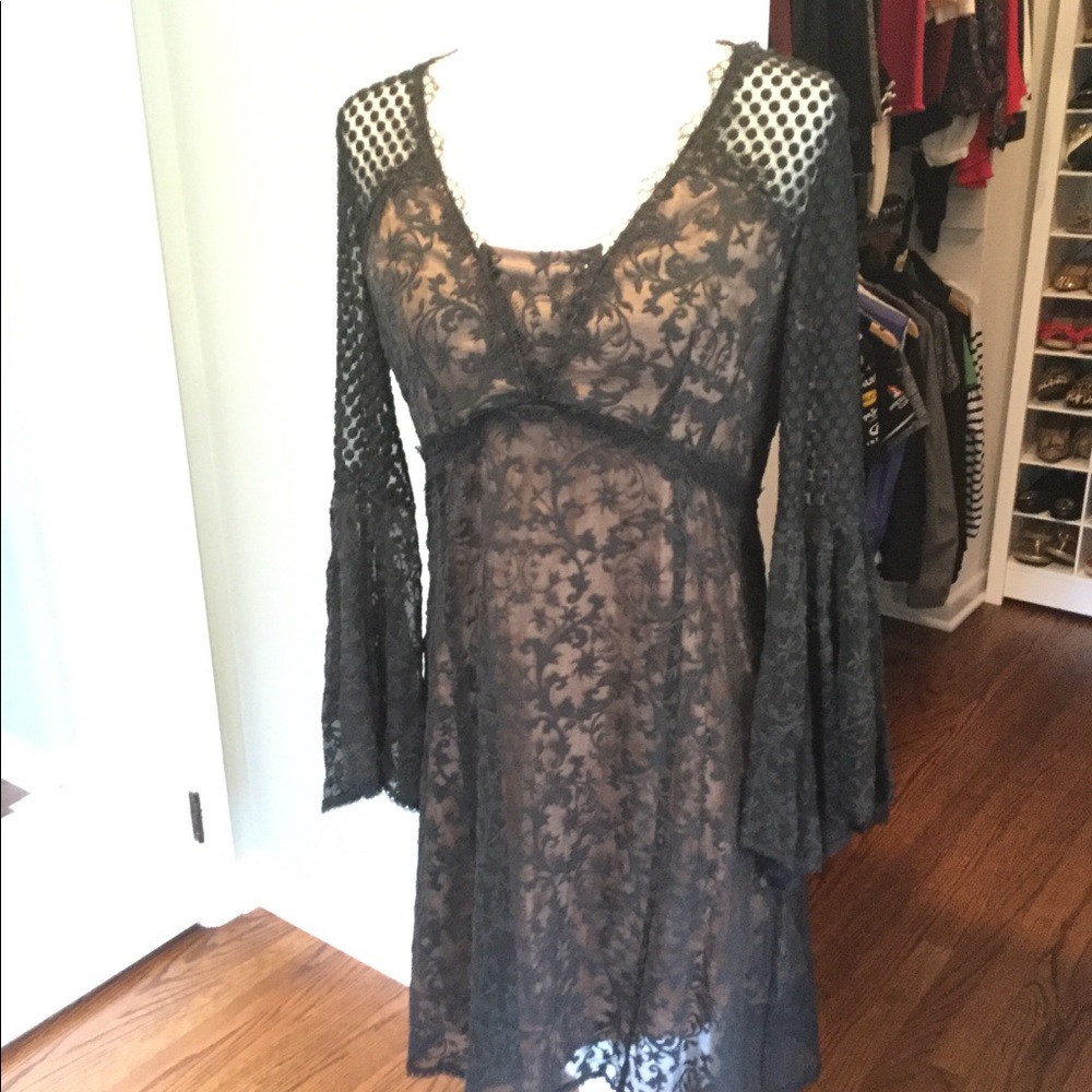 NEW Nanette Lepore dress size 10. Silk Samba Lace - Picture 2 of 5